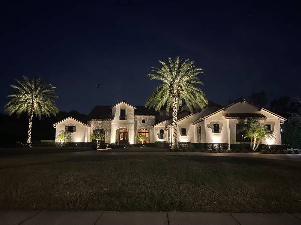 We Hang Christmas Lights Gallery