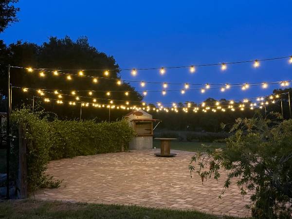 We Hang Christmas Lights Gallery